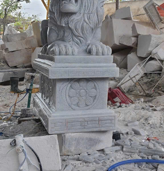 Tượng sư tử