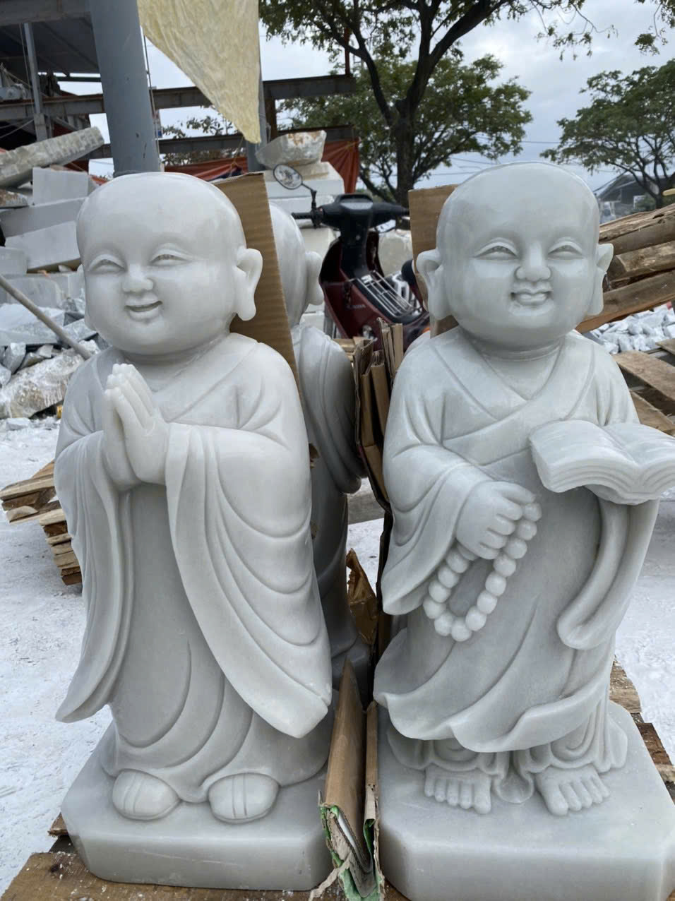 Tượng Chú Tiểu