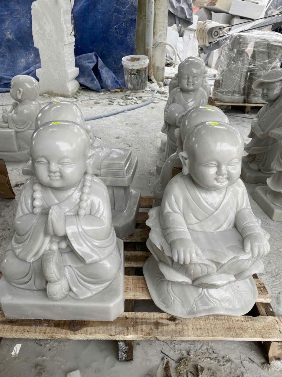 Tượng Chú Tiểu